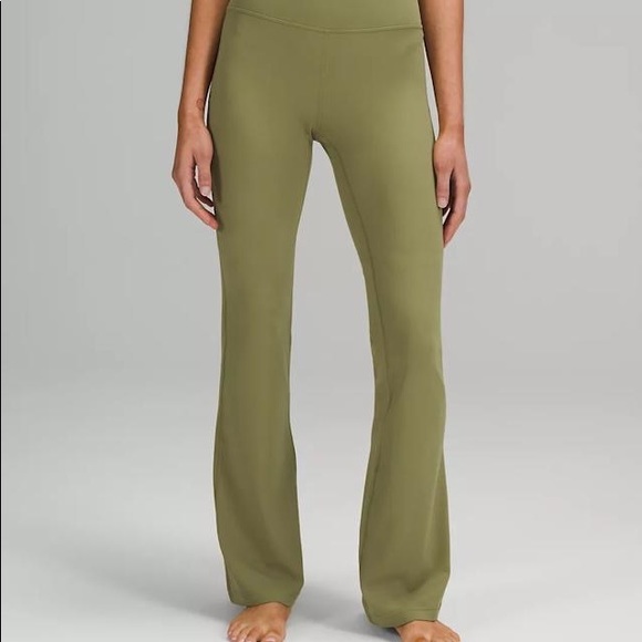 Lululemon Groove Leggings - Picture 2 of 4